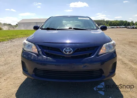 2011 Toyota Corolla Base z USA, uszkodzony, nr VIN 2T1BU4EEXBC726188